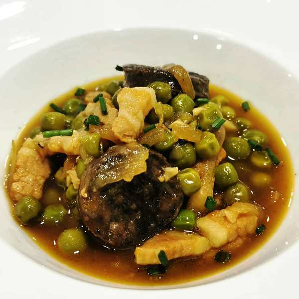 Habas a la catalana