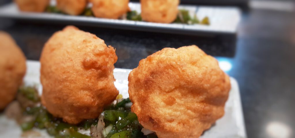 Receta de bolas de salmón con encurtidos