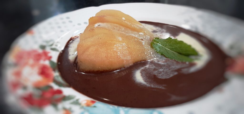 Recetas de peras con salsa de chocolate